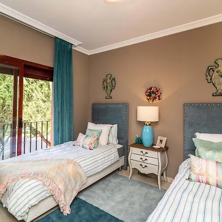 Luxury Boutique Penthouse 2 Bedrooms Pools Open 365 Days Daire