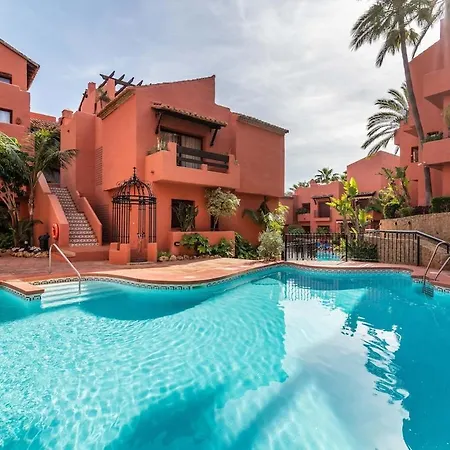 Luxury Boutique Penthouse 2 Bedrooms Pools Open 365 Days Apartament