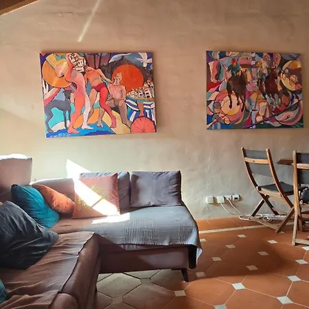 Luxury Boutique Penthouse 2 Bedrooms Pools Open 365 Days