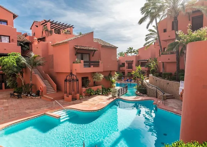 Апартаменти Luxury Boutique Penthouse 2 Bedrooms Pools Open 365 Days *