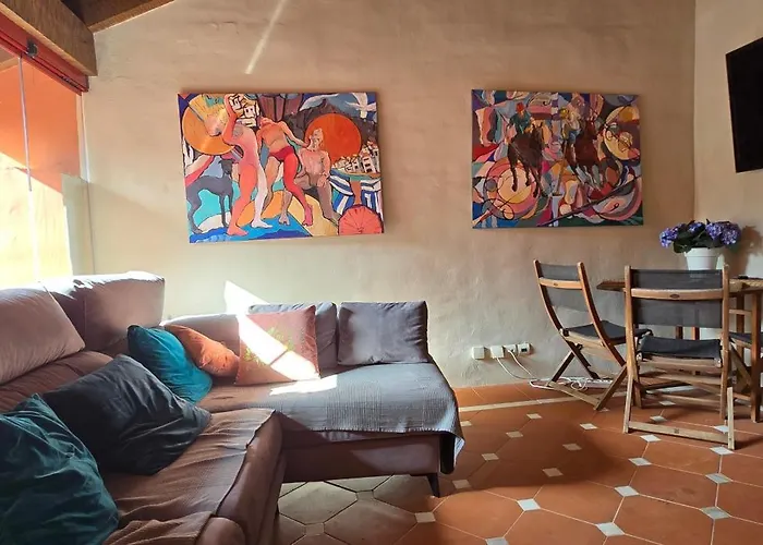 Luxury Boutique Penthouse 2 Bedrooms Pools Open 365 Days