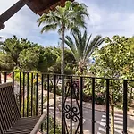 Luxury Boutique Penthouse 2 Bedrooms Pools Open 365 Days Lägenhet *